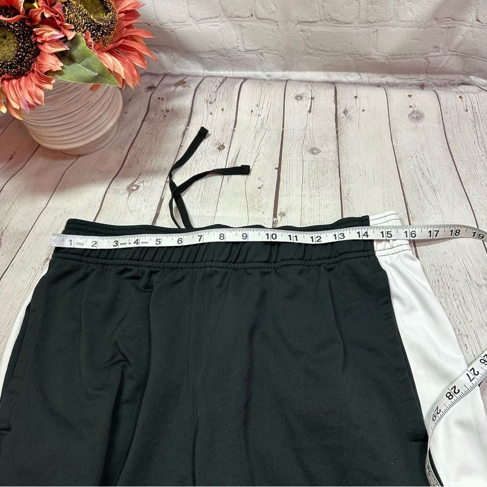 Under Armour Black White Athletic track wind Pants mens large streetwear outdoor - Picture 3 of 7